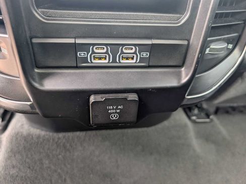 Used 2023 RAM 1500 Laramie AWD/4WD image 17