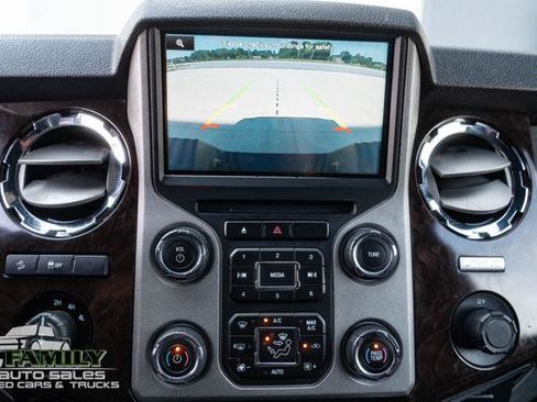 Used 2016 Ford F250 Platinum w/ FX4 Off-Road Package AWD/4WD image 16