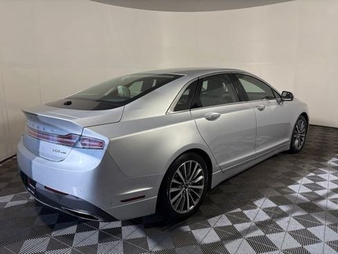 Used 2017 Lincoln MKZ Select w/ Technology Package AWD/4WD image 6