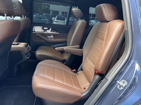 Certified 2025 Mercedes-Benz GLS 450 4MATIC w/ AMG Line Exterior image 42