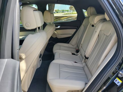 Used 2025 Audi Q5 2.0T Premium Plus w/ Premium Plus Package image 16