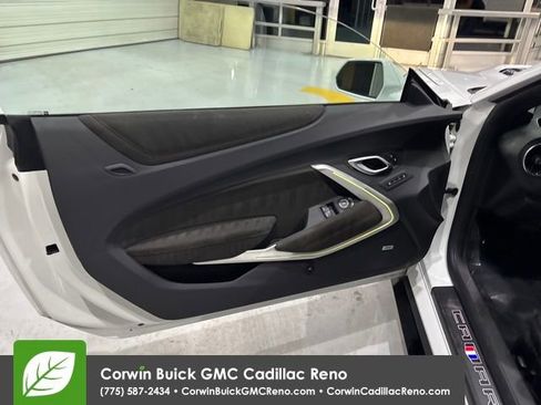 Used 2018 Chevrolet Camaro ZL1 image 11