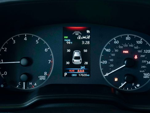 Used 2023 Toyota Corolla SE w/ SE Premium Package FWD image 22