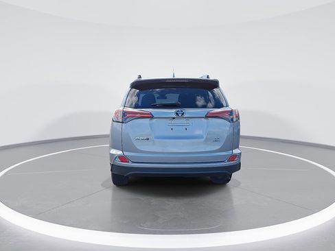 Used 2017 Toyota RAV4 LE w/ All Weather Liner Package image 8