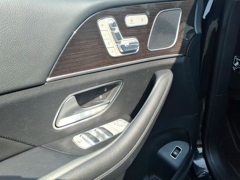Used 2025 Mercedes-Benz GLE 350 4MATIC image 6