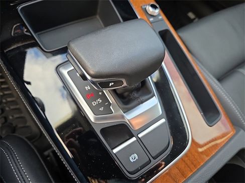 Certified 2023 Audi Q5 2.0T Premium Plus w/ Premium Plus Package image 16