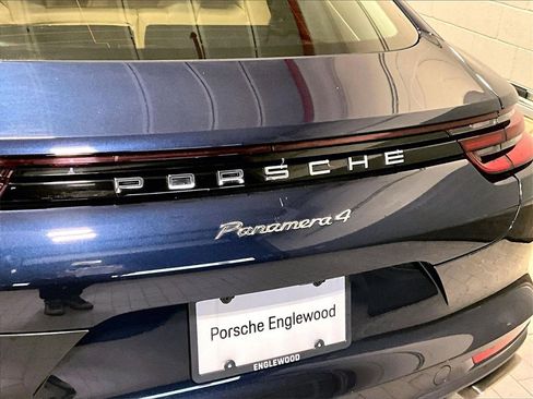 Certified 2019 Porsche Panamera 4 image 13
