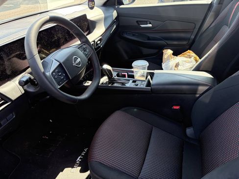 Used 2026 Nissan Sentra SR w/ Floor Mat Package FWD image 5