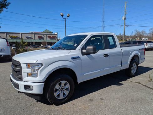Used 2017 Ford F150 XL w/ Equipment Group 101A Mid image 8