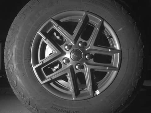 Used 2025 Jeep Wrangler Unlimited Sport AWD/4WD image 13