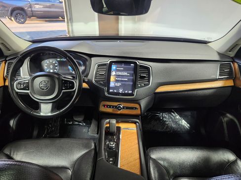 Used 2022 Volvo XC90 T8 Inscription Expression image 17