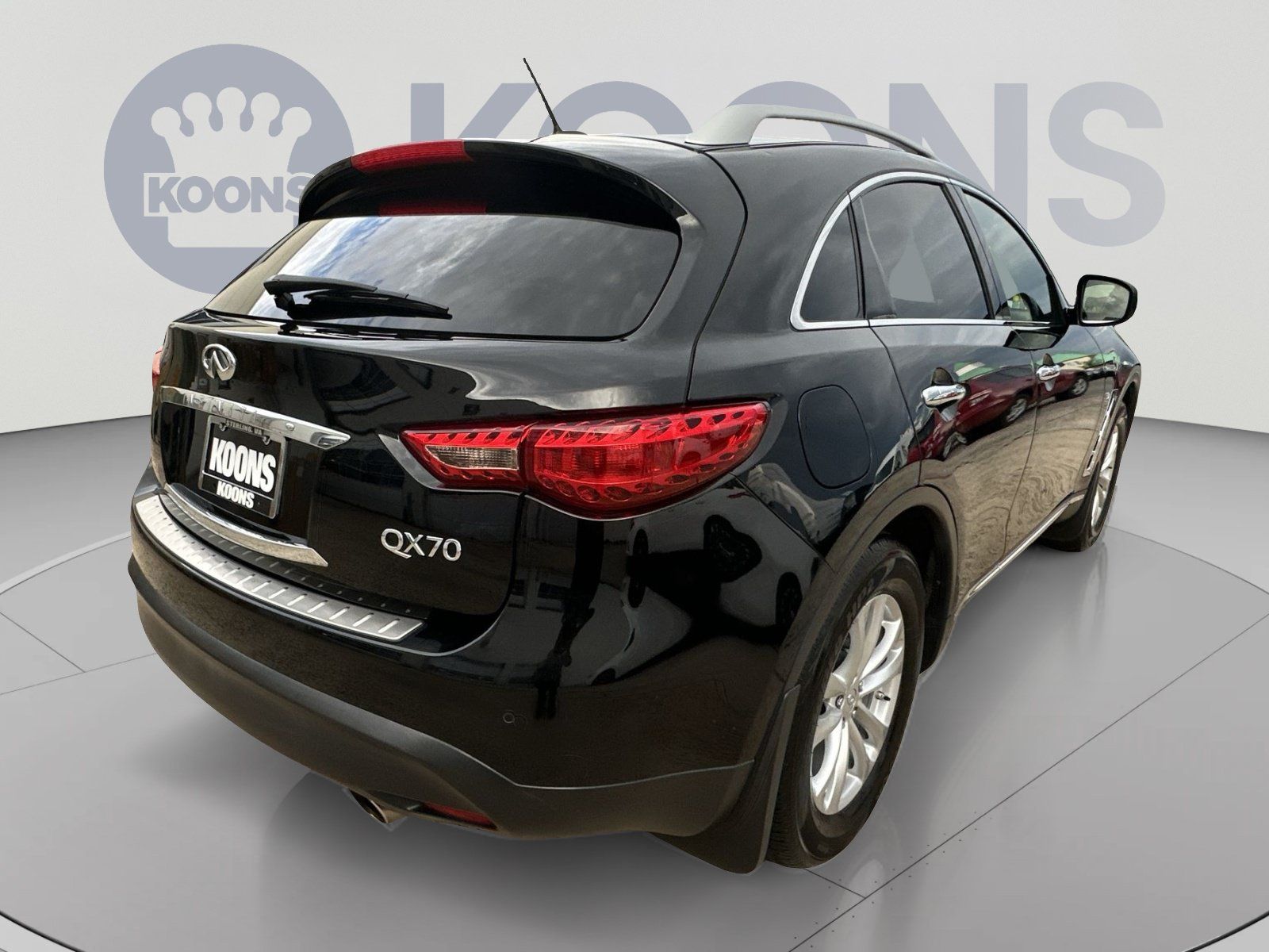 Used 2017 INFINITI QX70 AWD w/ Premium Package image 11