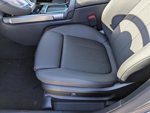 New 2026 Mercedes-Benz GLB 250 4MATIC image 4