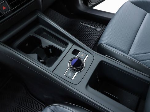 New 2026 Volkswagen Tiguan SE image 24