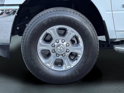 Used 2024 RAM 2500 Big Horn w/ Bed Utility Group image 24