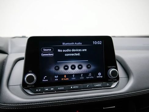 Used 2025 Nissan Rogue SV AWD/4WD image 28