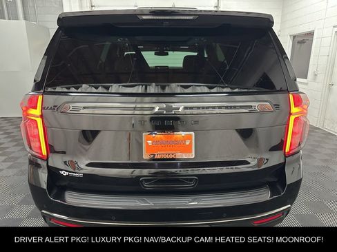 Used 2022 Chevrolet Tahoe Z71 w/ Luxury Package AWD/4WD image 8
