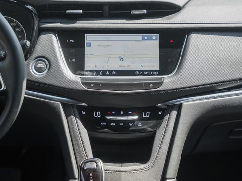 Used 2025 Cadillac XT5 Premium Luxury image 21