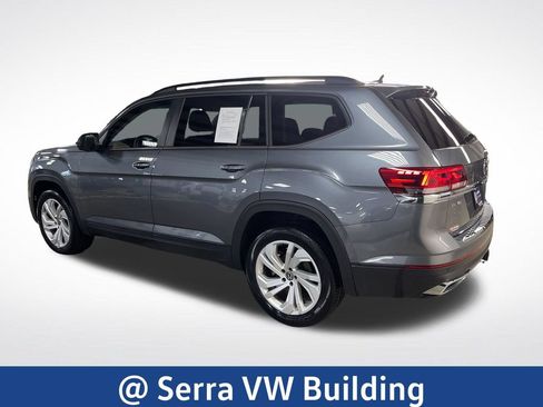 Certified 2023 Volkswagen Atlas SE w/ Panoramic Sunroof Package AWD/4WD image 3