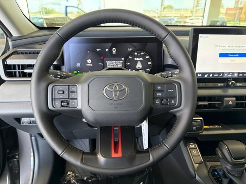 New 2026 Toyota RAV4 FWD image 21