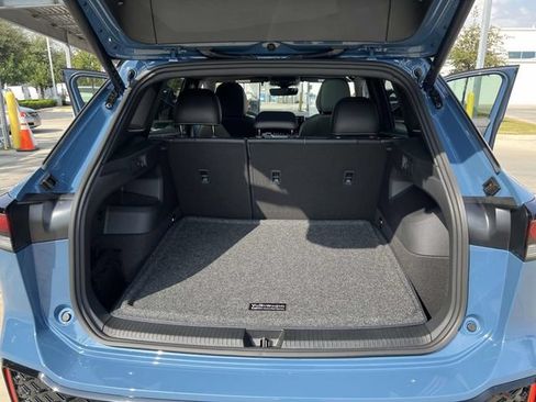 New 2026 Volkswagen Tiguan SE R-Line FWD image 24
