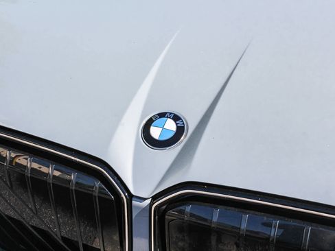 Used 2026 BMW X3 xDrive30 w/ M Sport Package AWD/4WD image 11