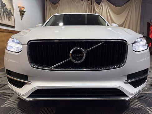 Used 2016 Volvo XC90 T6 Momentum w/ Momentum Plus Package AWD/4WD image 3