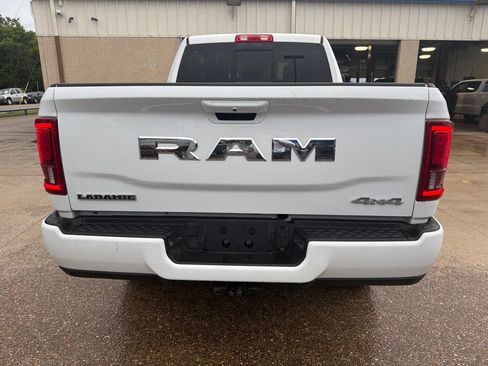 Used 2026 RAM 2500 Laramie AWD/4WD image 4