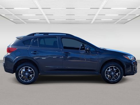 Used 2018 Subaru Crosstrek 2.0i Premium w/ Eyesight System image 6