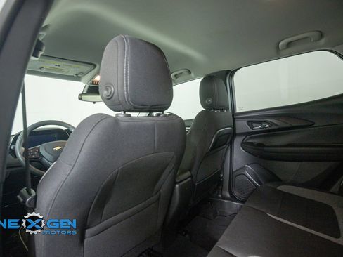 Used 2026 Chevrolet TrailBlazer LT AWD/4WD image 26