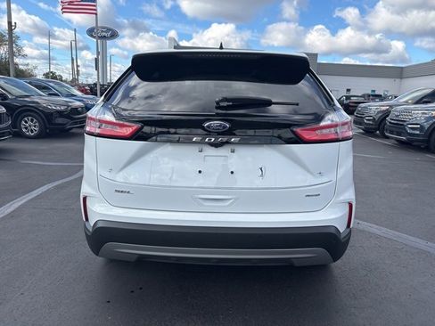 Certified 2022 Ford Edge SEL w/ Convenience Package image 6