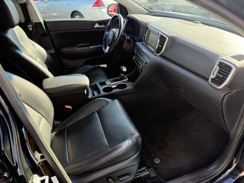 Used 2017 Kia Sportage EX w/ EX Technology Package image 15