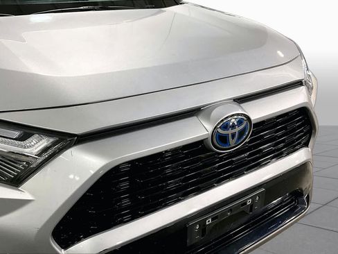 Used 2024 Toyota RAV4 XSE w/ Weather Package AWD/4WD image 30