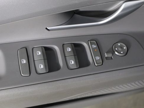 Used 2025 Hyundai Elantra SEL FWD image 20