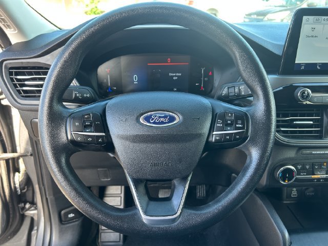 Used 2025 Ford Escape Active AWD/4WD image 21