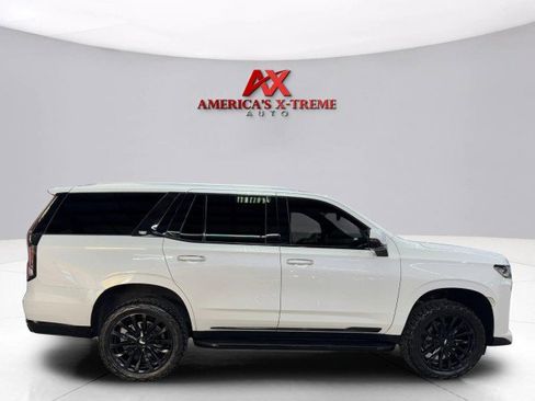 Used 2021 Cadillac Escalade Luxury image 8