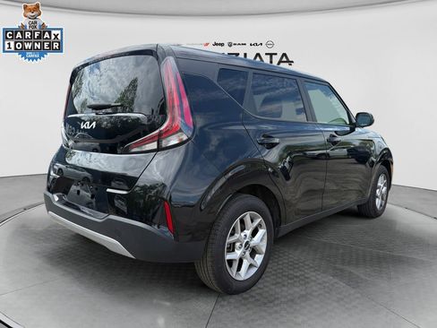 Certified 2025 Kia Soul LX w/ LX Technology Package FWD image 5