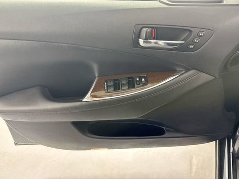 Used 2011 Lexus ES 350 FWD image 21