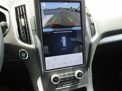 Used 2024 Ford Edge Titanium w/ Equipment Group 301A AWD/4WD image 28