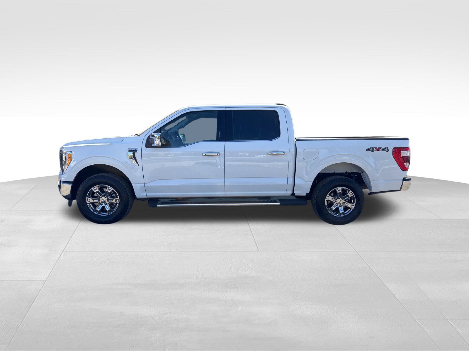 Used 2023 Ford F150 Lariat AWD/4WD image 2