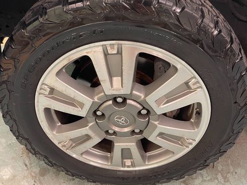 Used 2016 Toyota Tundra Platinum RWD image 15