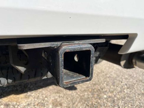 Used 2016 Ford Expedition XLT image 33