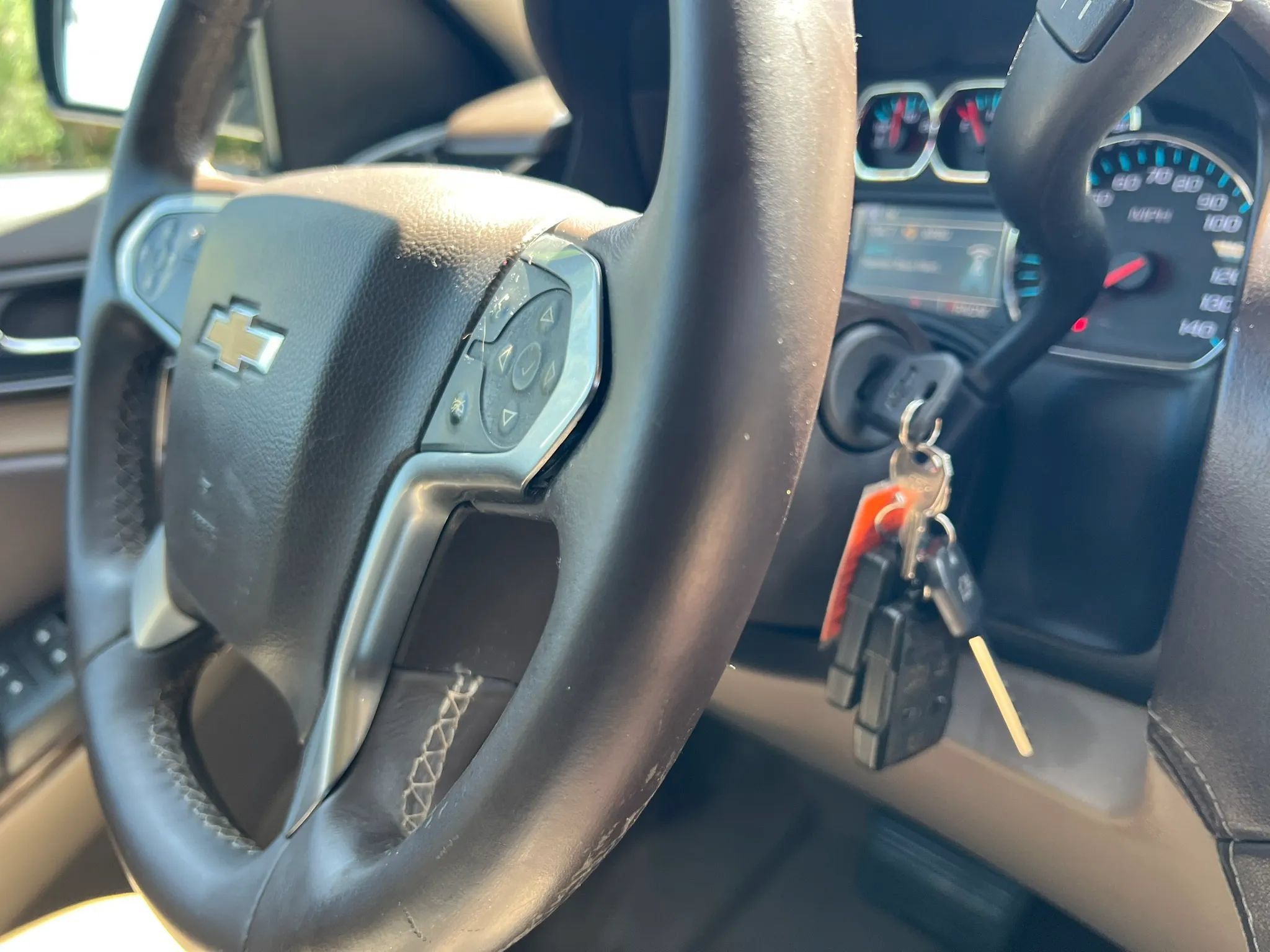 Used 2016 Chevrolet Suburban LT RWD image 41