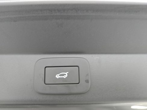 New 2026 Land Rover Range Rover Sport SE image 13