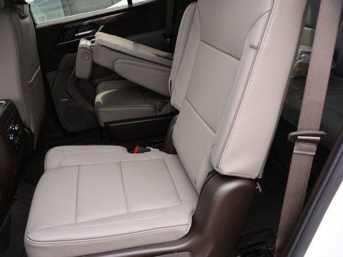 New 2026 GMC Yukon Elevation AWD/4WD image 16