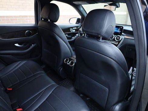 Used 2020 Mercedes-Benz GLC 300 4MATIC image 24