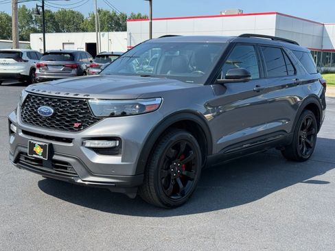 Used 2021 Ford Explorer ST w/ ST Street Pack AWD/4WD image 4