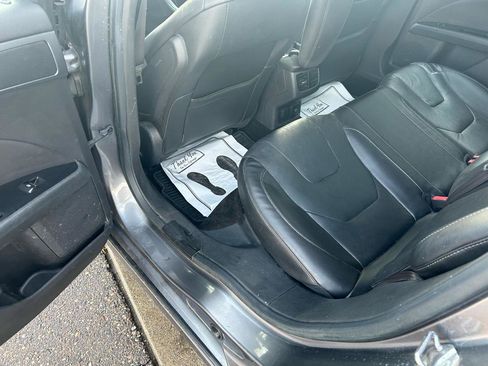 Used 2013 Ford Fusion Titanium w/ Titanium Driver Assist Pkg image 9