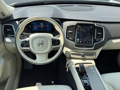 Used 2025 Volvo XC90 T8 Plus w/ Protection Package Premier AWD/4WD image 29