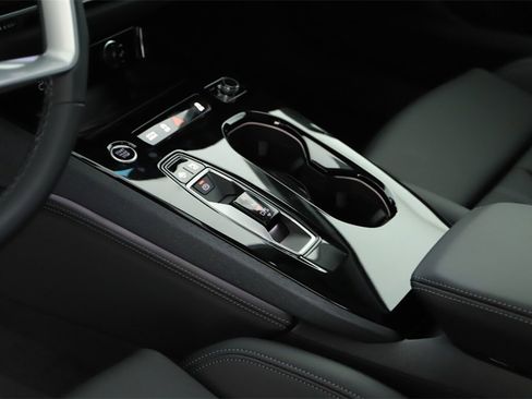 New 2025 Audi A5 2.0T Prestige image 17